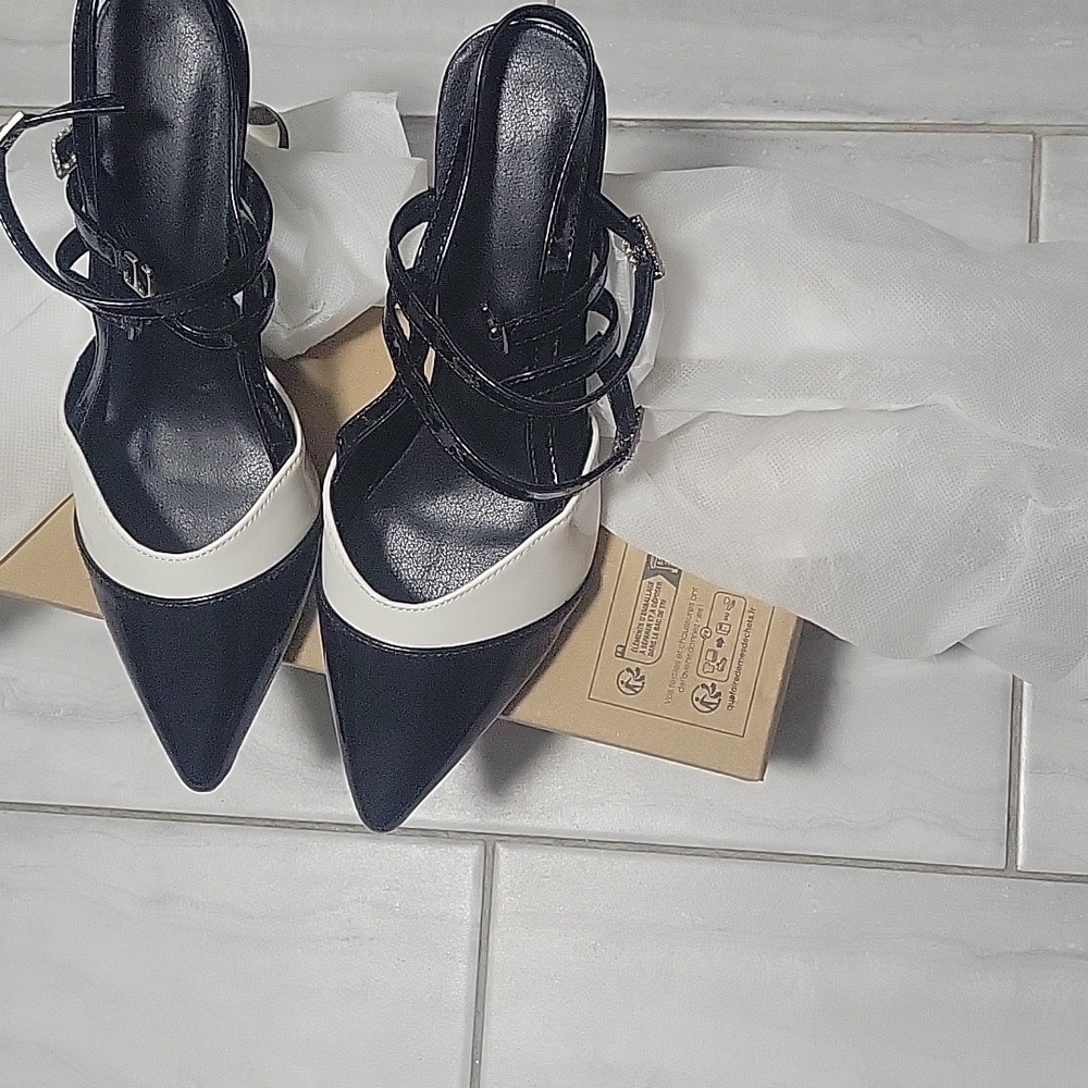 Kaigelin Elegant High Heels Women Contrast Color Pointy Toes Shoes SZ 11 - Picture 14 of 16